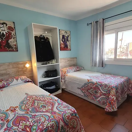 Penthouse Near Park Gueell, 6 Min Walk To Metro * Barcelona