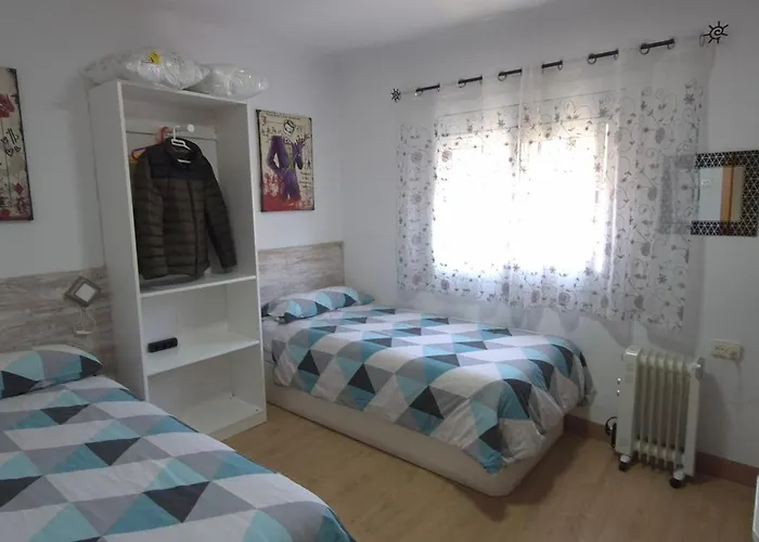 Attic, Walk To Park Gueell, Sagrada Familia, Metro Nearby 公寓