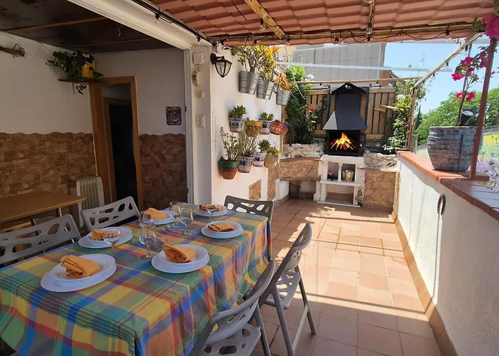公寓 Attic, Walk To Park Gueell, Sagrada Familia, Metro Nearby 巴塞罗那