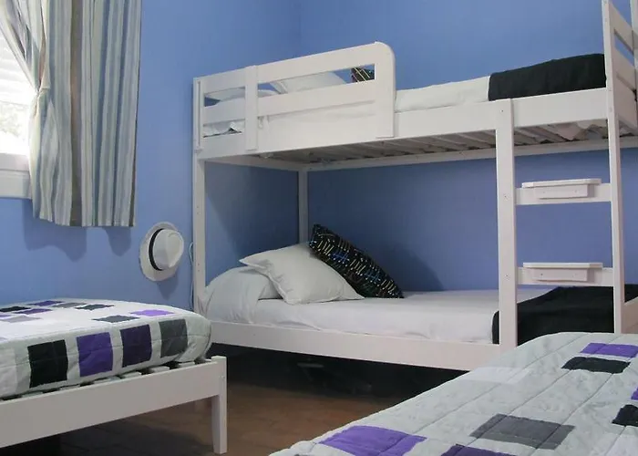Attic, Walk To Park Gueell, Sagrada Familia, Metro Nearby 公寓 *