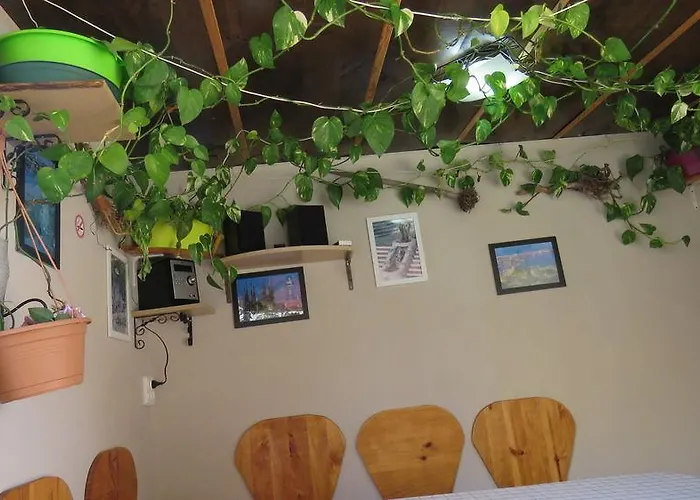 公寓 Attic, Walk To Park Gueell, Sagrada Familia, Metro Nearby 巴塞罗那