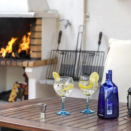 Atico, Terraza Y Barbacoa Apartmán